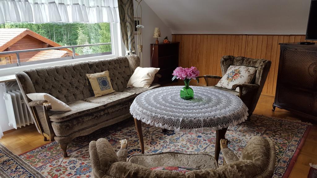 Wildbad Luft Apartment บาดวิลด์บาด ภายนอก รูปภาพ